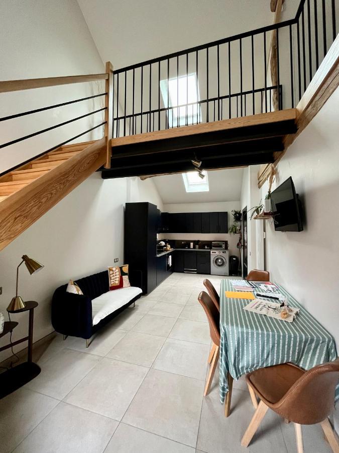 Bed and Breakfast Les Bobos A La Ferme La Madelaine-sous-Montreuil Exterior foto